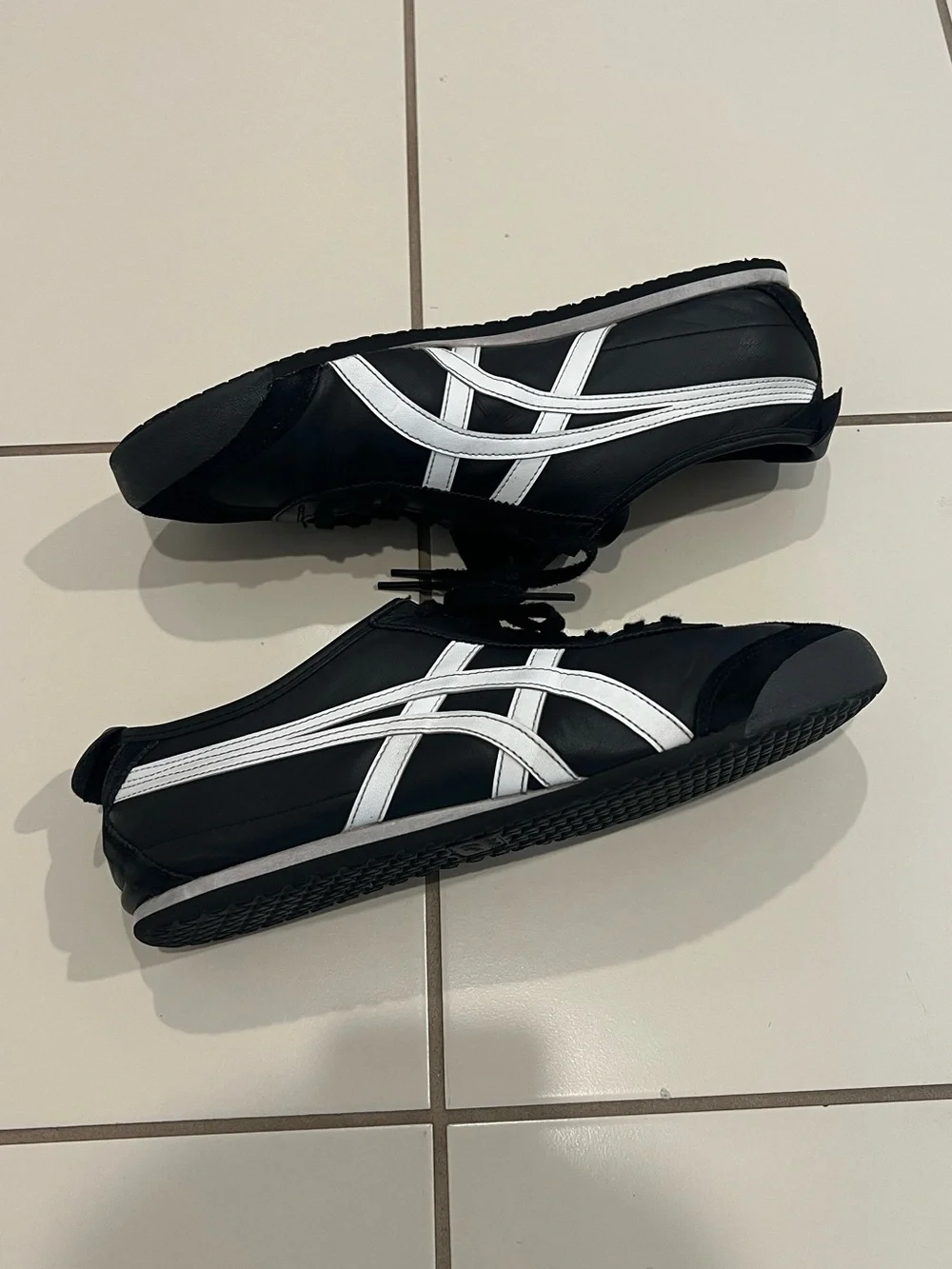 Onitsuka Tiger Mexico 66 Black and White Sneakers